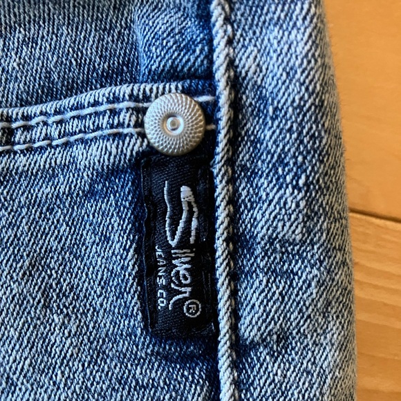 Girls Silver Jean shorts - Picture 3 of 6